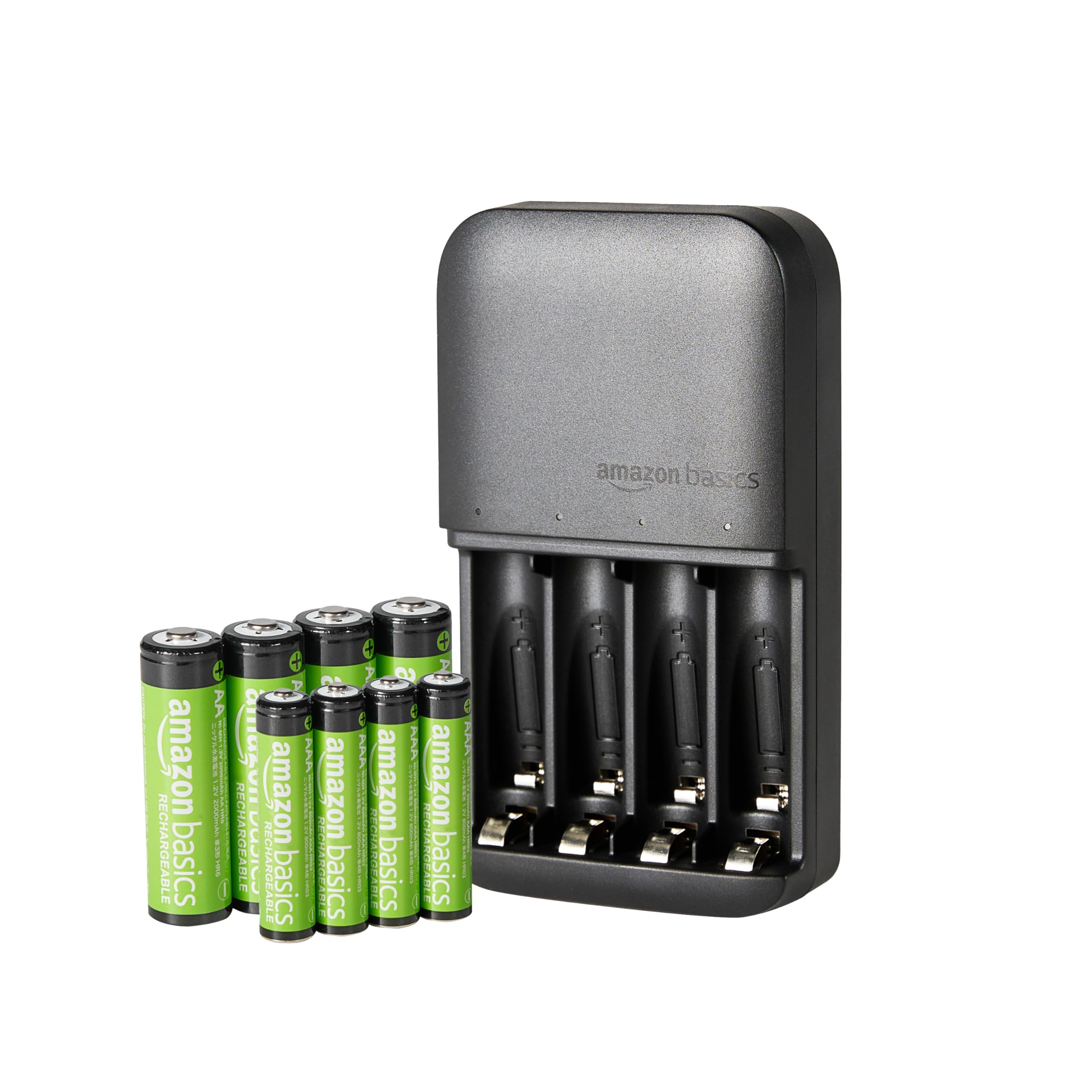 Amazon Basics 8 baterías recargables NiMh (4 AA y 4 AAA) con cargador de batería de 4 bahías, baja autodescarga, precargadas, enchufe tipo A (americano), negro